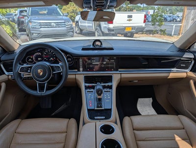 2017 Porsche Panamera 4 AWD