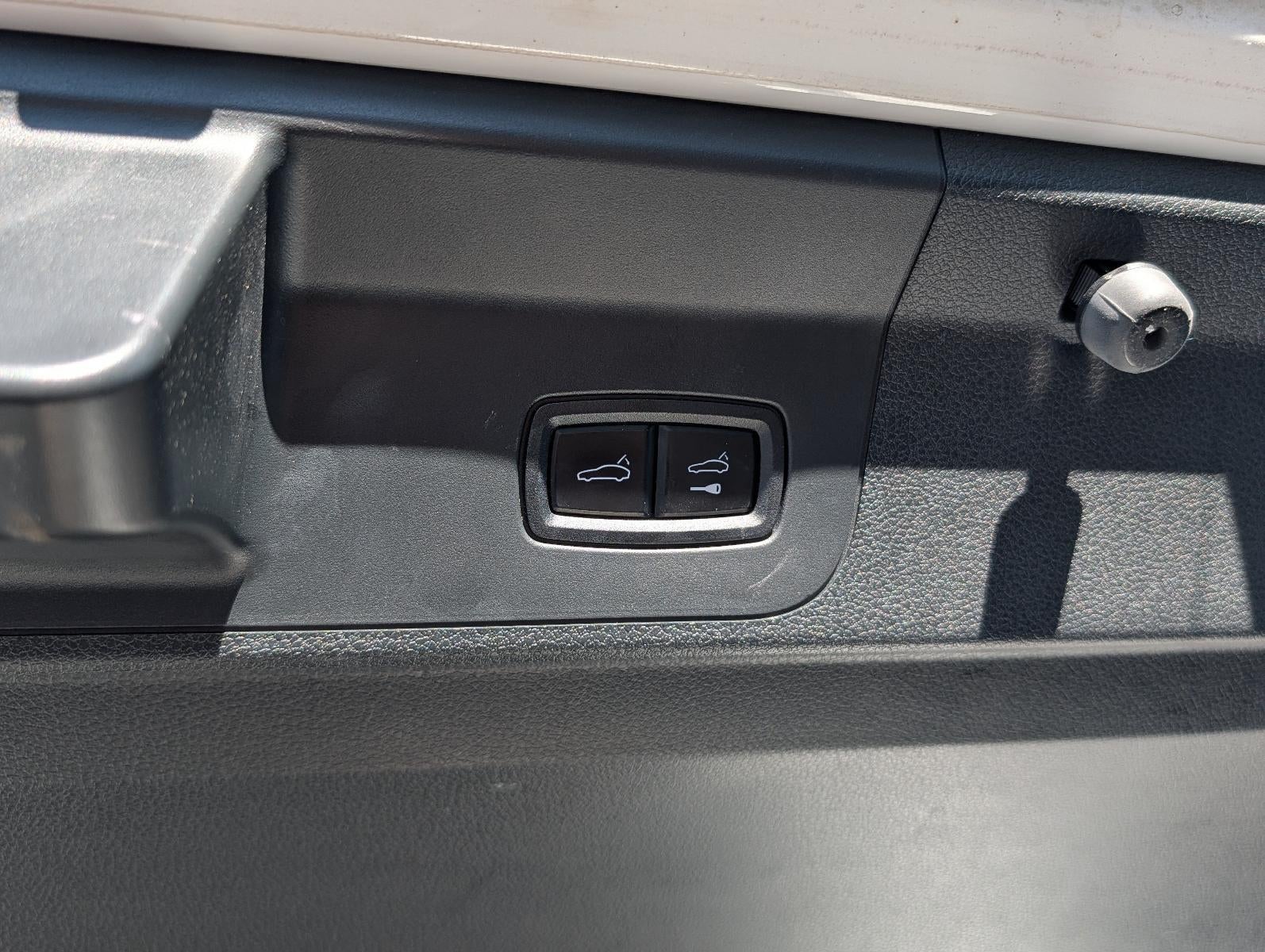 2017 Porsche Panamera 4 AWD