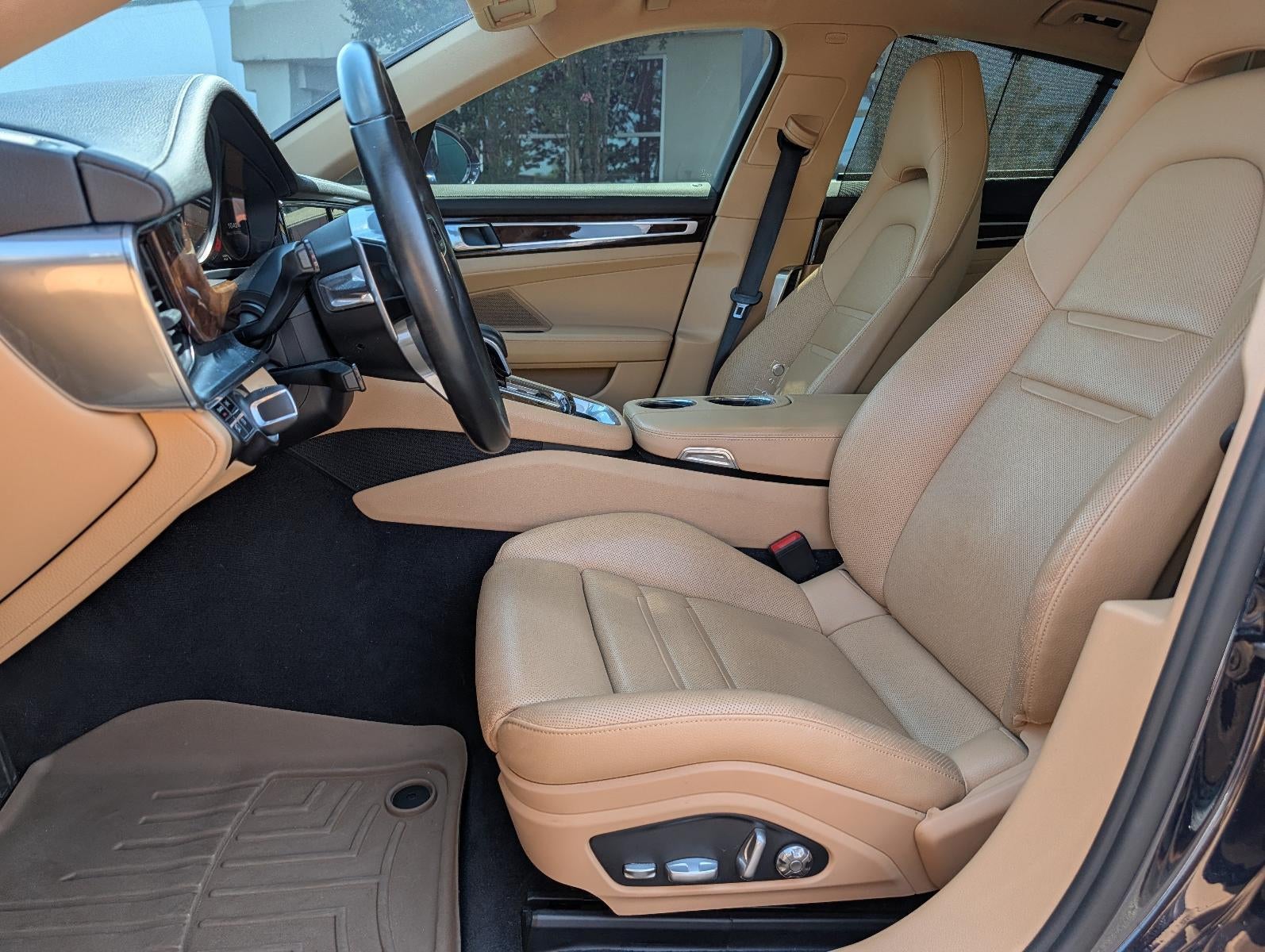 2018 Porsche Panamera 4 AWD