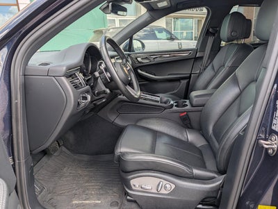 2023 Porsche Macan AWD