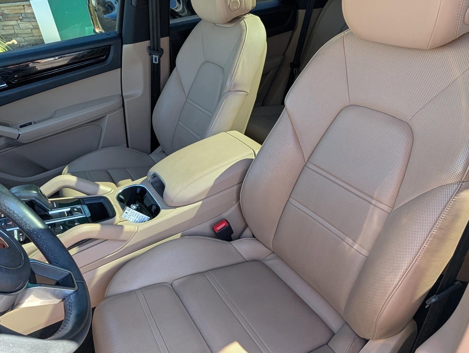 2023 Porsche Cayenne AWD