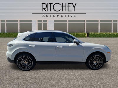 2023 Porsche Cayenne AWD