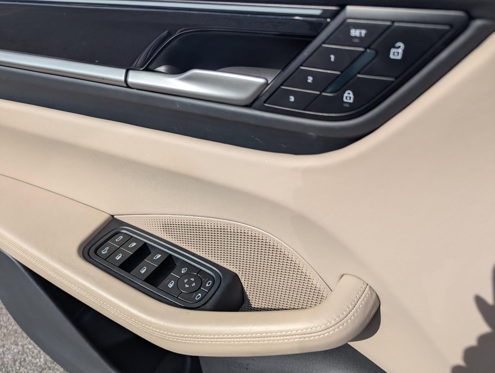 2024 Porsche Macan Electric 4 AWD