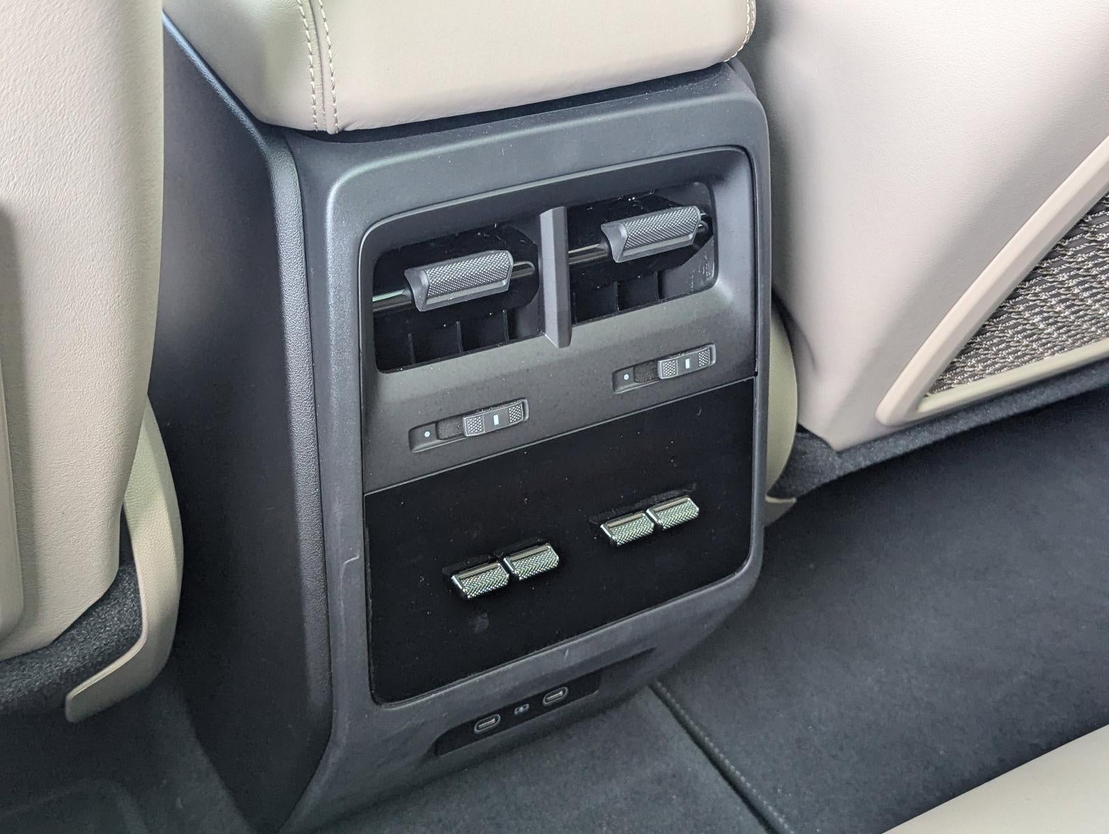 2024 Porsche Macan Electric 4 AWD