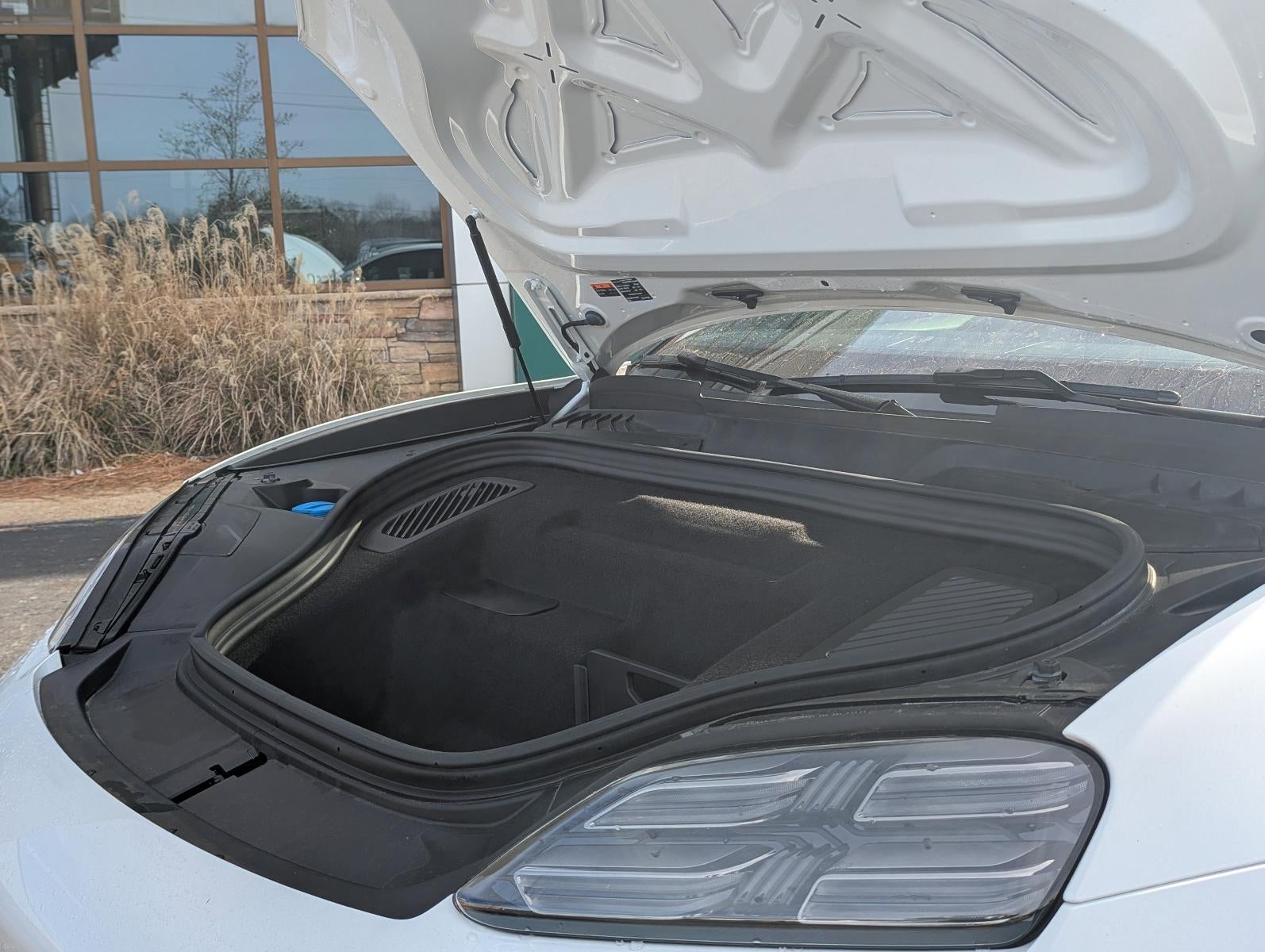 2024 Porsche Macan Electric 4 AWD