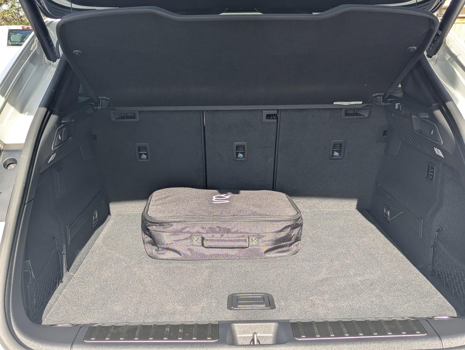 2024 Porsche Macan Electric 4 AWD