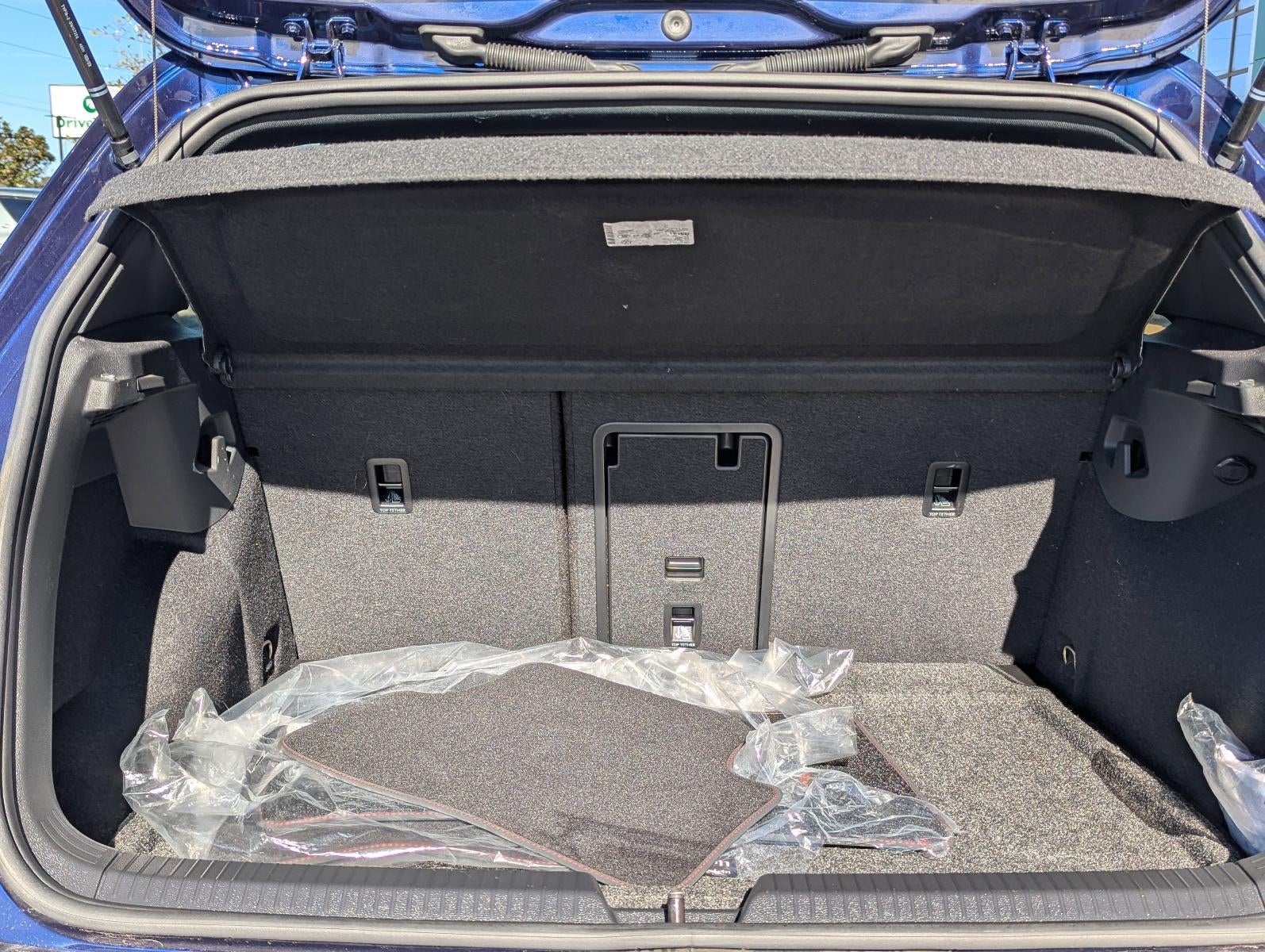 2023 Volkswagen Golf GTI 2.0T SE DSG