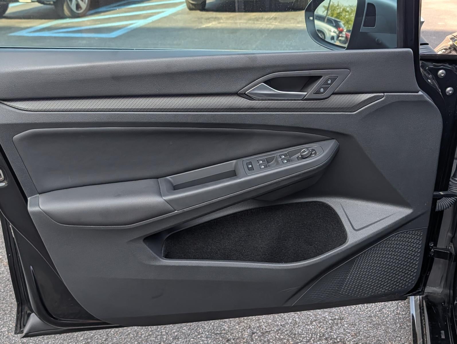 2024 Volkswagen Golf R 2.0T Manual