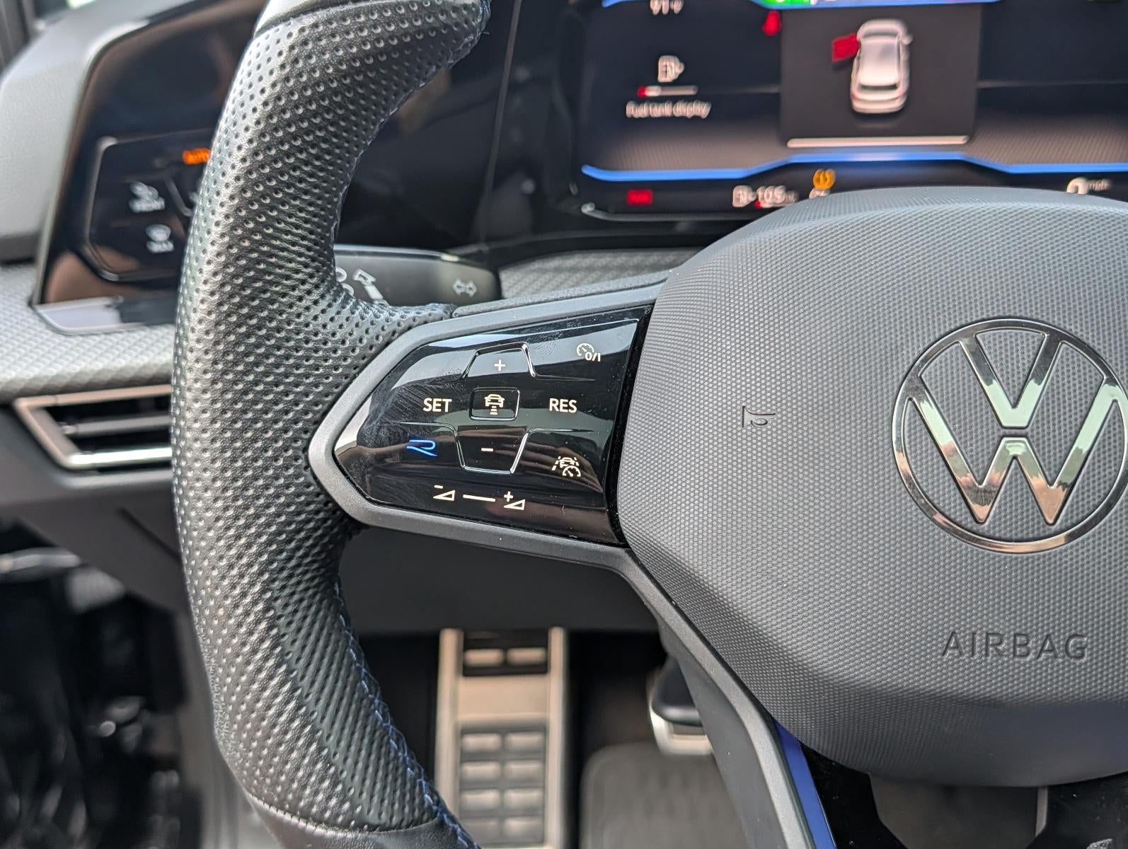 2024 Volkswagen Golf R 2.0T Manual