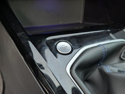 2024 Volkswagen Golf R 2.0T Manual