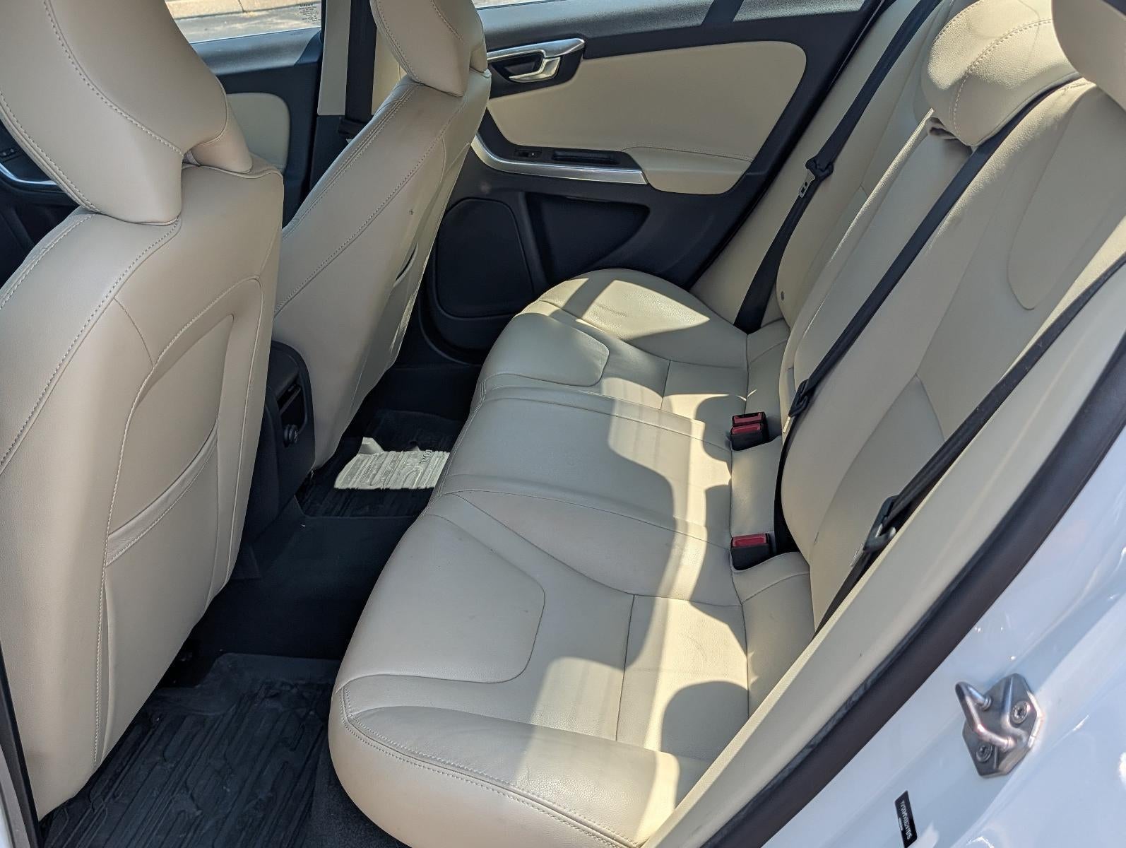 2016 Volvo S60 4dr Sdn T5 Drive-E Premier FWD