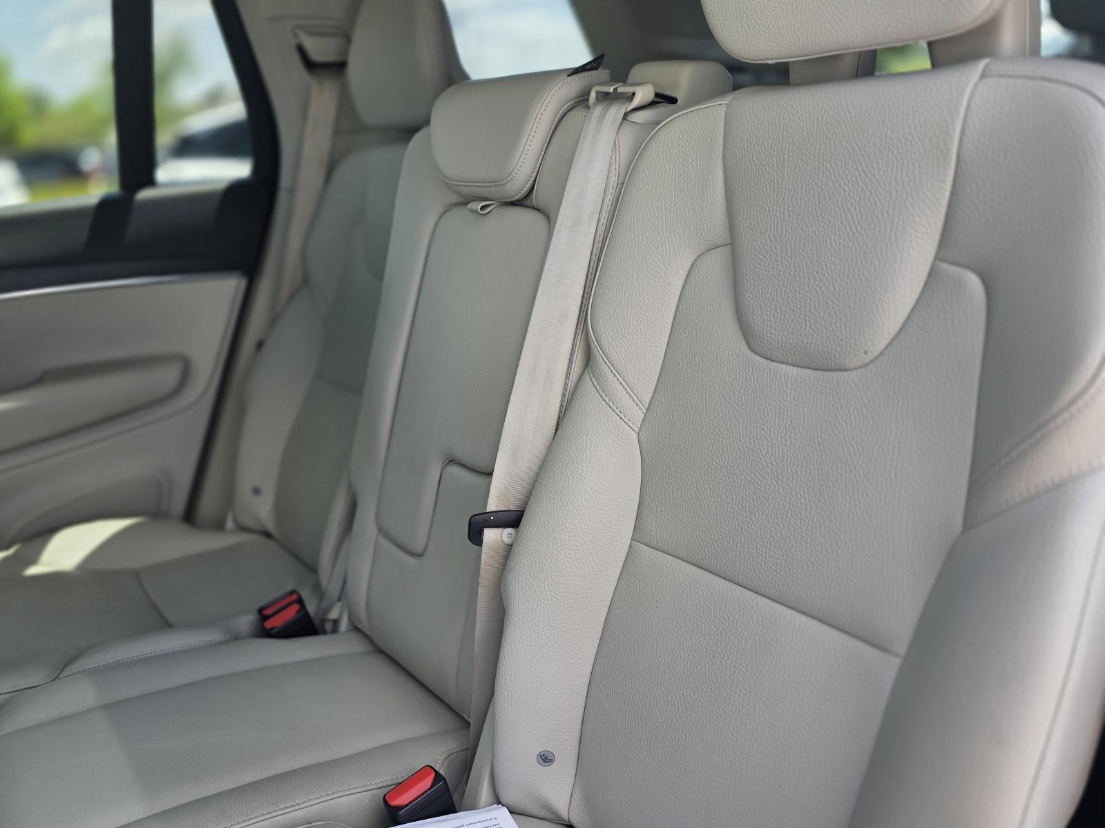 2020 Volvo XC90 T5 FWD Momentum 7 Passenger