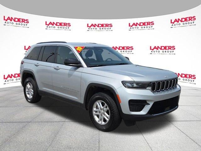 2025 Jeep Grand Cherokee Laredo 4x2