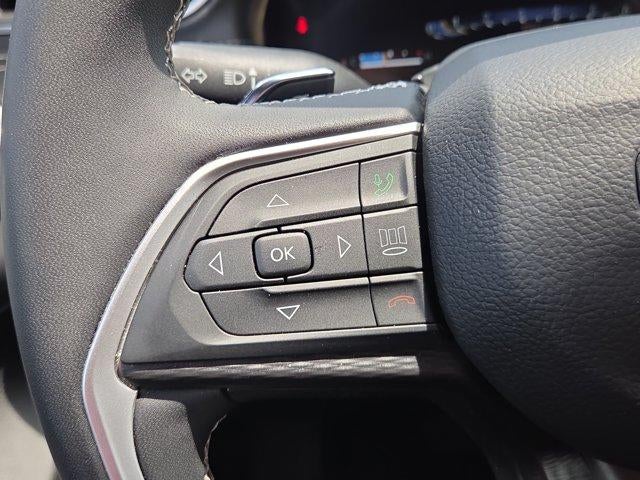 2025 Jeep Grand Cherokee Laredo 4x2