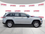 2025 Jeep Grand Cherokee Laredo 4x2