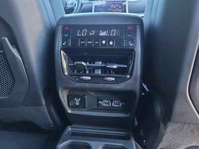 2022 Jeep Grand Cherokee L Overland 4x2