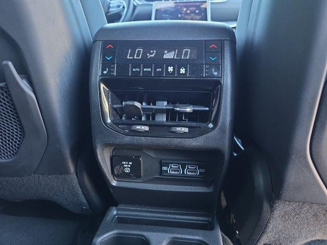 2022 Jeep Grand Cherokee L Overland 4x2