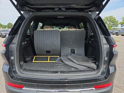 2025 Jeep Grand Cherokee L Limited 4x4