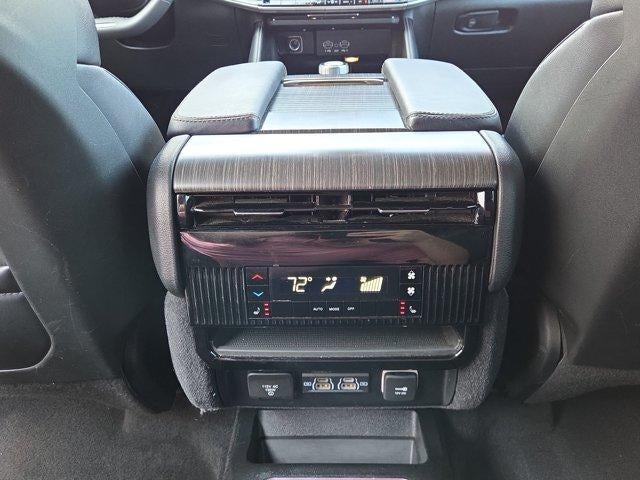 2024 Jeep Wagoneer L Series II 4x2 *Ltd Avail*