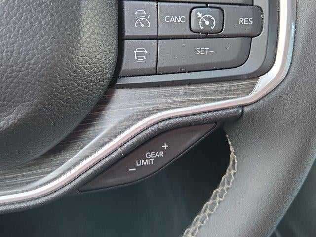 2024 Jeep Wagoneer L Series II 4x2 *Ltd Avail*