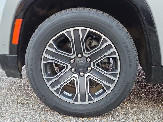 2024 Jeep Wagoneer L Series II 4x2 *Ltd Avail*