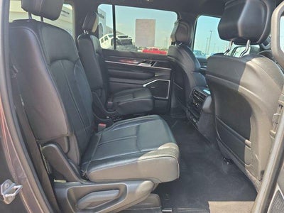 2022 Jeep Wagoneer Series II 4x2