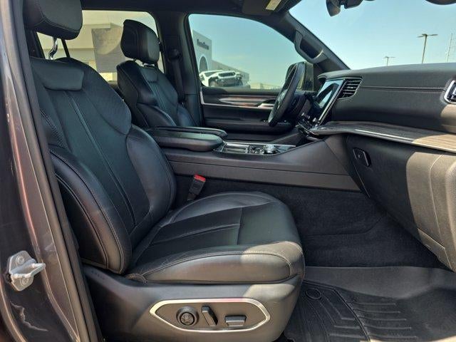 2022 Jeep Wagoneer Series II 4x2