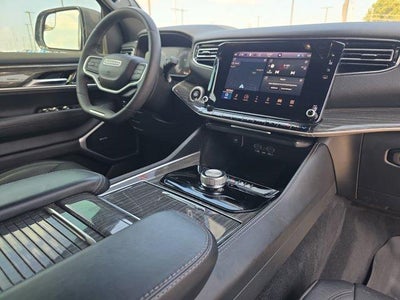 2022 Jeep Wagoneer Series II 4x2