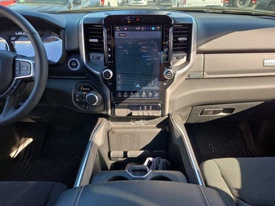 2025 RAM 1500 Big Horn 4x4 Crew Cab 5'7" Box