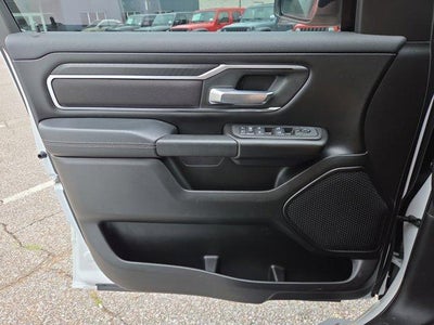 2025 RAM 1500 Big Horn 4x4 Crew Cab 5'7" Box