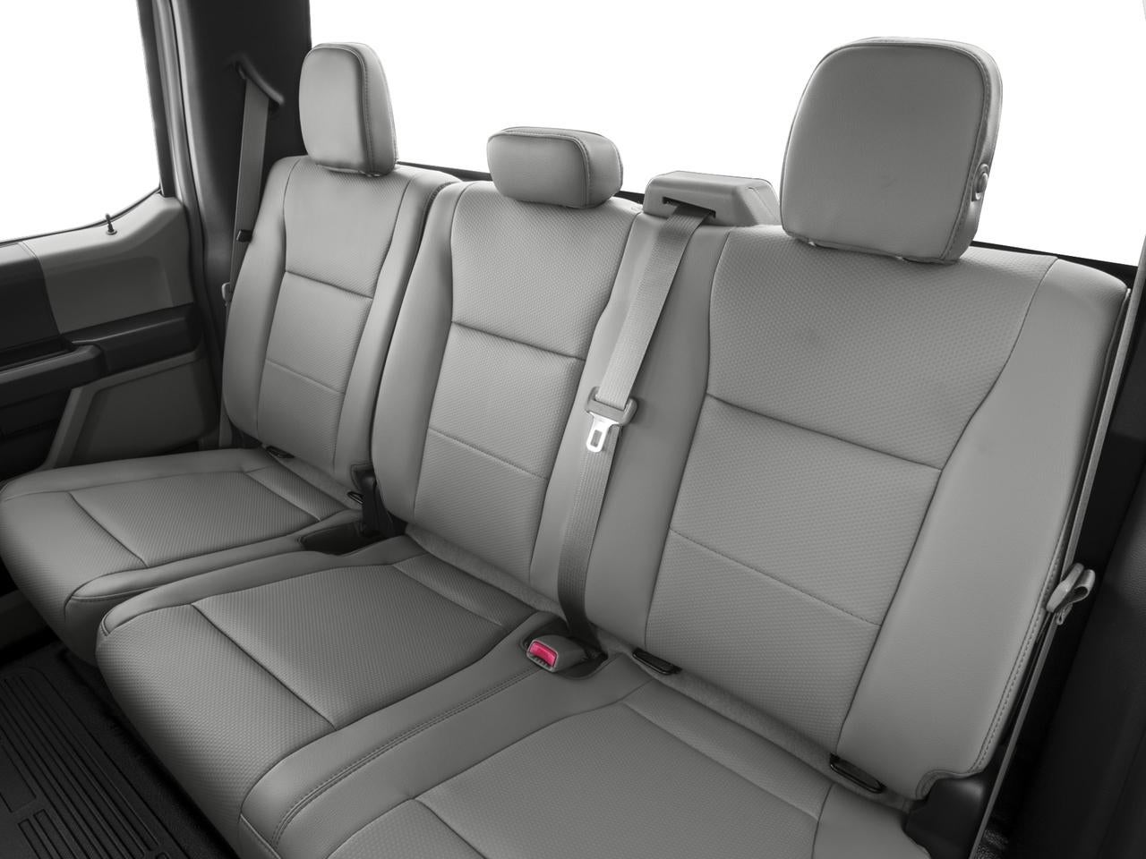 2017 Ford Super Duty F-350 DRW XL 4WD Crew Cab 8' Box