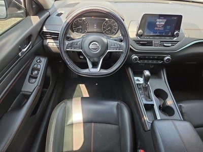 2022 Nissan Altima 2.5 SR Sedan