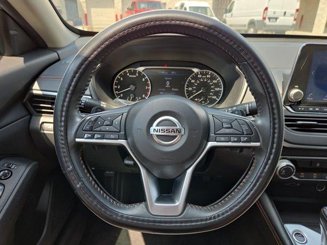 2022 Nissan Altima 2.5 SR Sedan