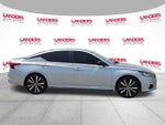 2022 Nissan Altima 2.5 SR Sedan