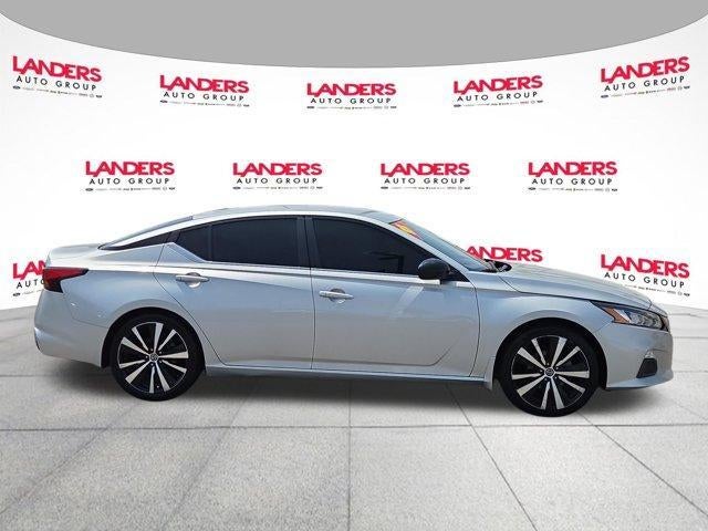 2022 Nissan Altima 2.5 SR Sedan