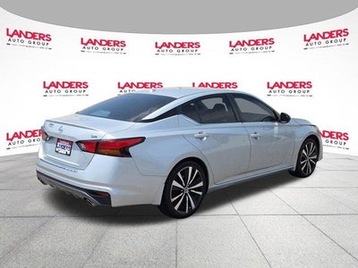 2022 Nissan Altima 2.5 SR Sedan
