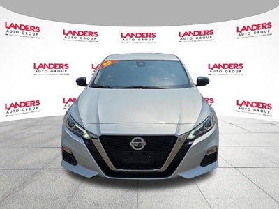 2022 Nissan Altima 2.5 SR Sedan