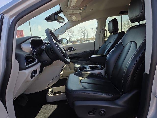 2024 Chrysler Pacifica Touring L FWD