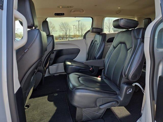 2024 Chrysler Pacifica Touring L FWD