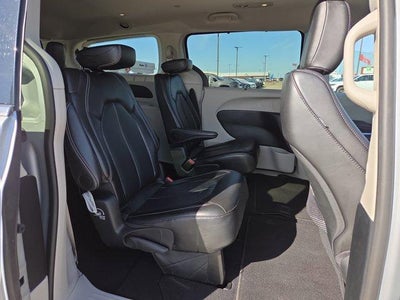 2024 Chrysler Pacifica Touring L FWD