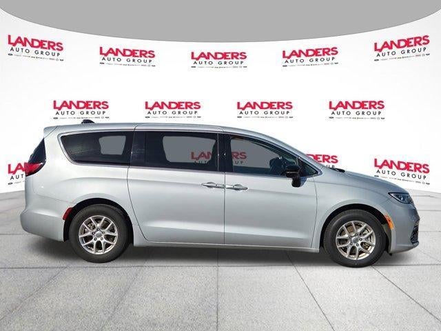 2024 Chrysler Pacifica Touring L FWD
