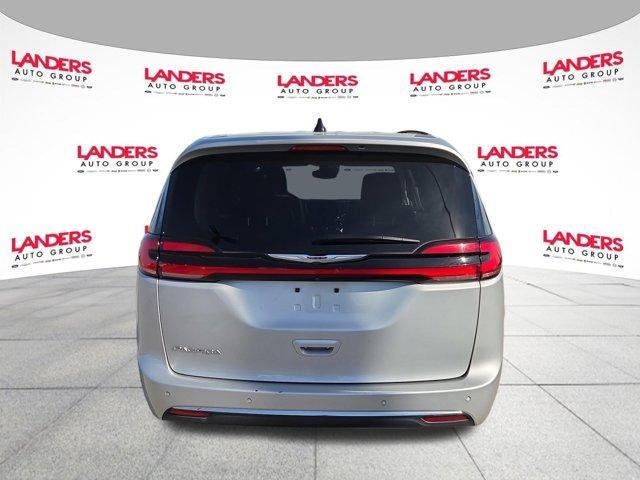 2024 Chrysler Pacifica Touring L FWD