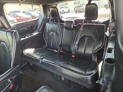 2024 Chrysler Pacifica Limited FWD
