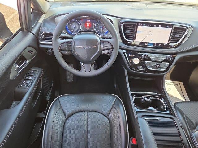 2024 Chrysler Pacifica Limited FWD