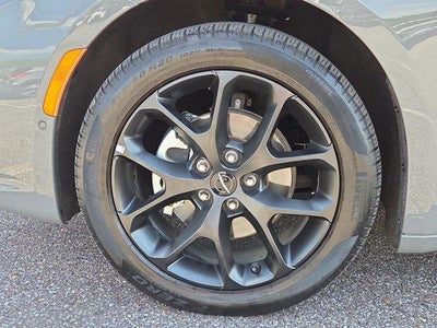 2024 Chrysler Pacifica Limited FWD