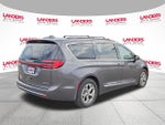 2023 Chrysler Pacifica Limited FWD