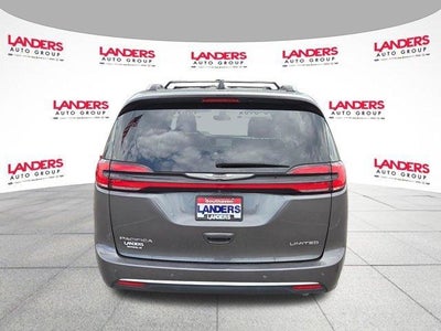 2023 Chrysler Pacifica Limited FWD