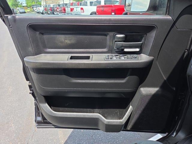 2018 RAM 2500 Tradesman 4x4 Crew Cab 6'4" Box