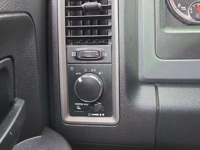 2018 RAM 2500 Tradesman 4x4 Crew Cab 6'4" Box
