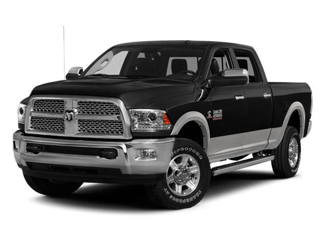 2014 RAM 2500 4WD Crew Cab 6.4 Ft Box Laramie